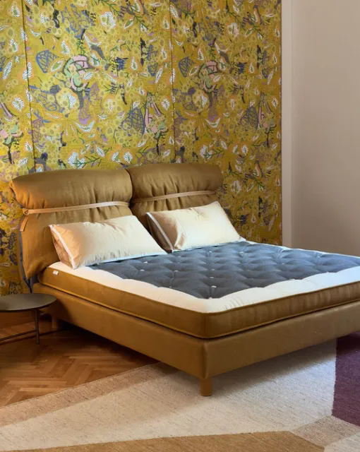 Letto Brera in tessuto imbottito di Midsummer Milano