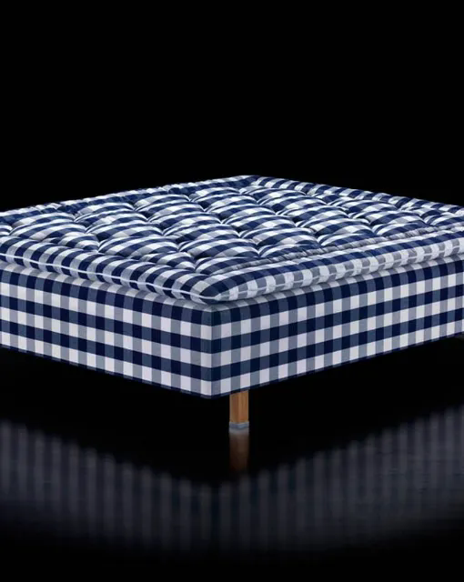 Letto sommier in tessuto Superia di Hastens