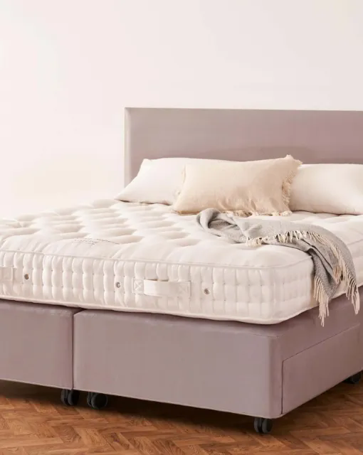 Letto con testiera Muses di Vispring
