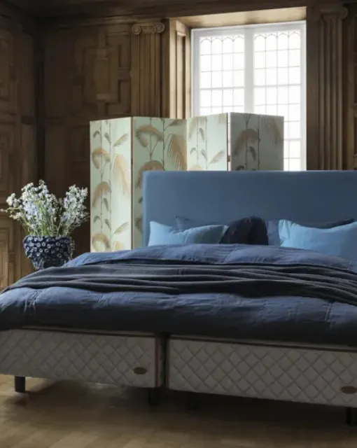 Letto con testiera Astoria di Duxiana
