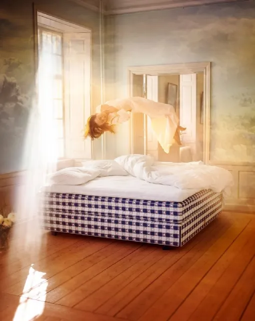 Letto sommier in tessuto Drēmər di Hastens