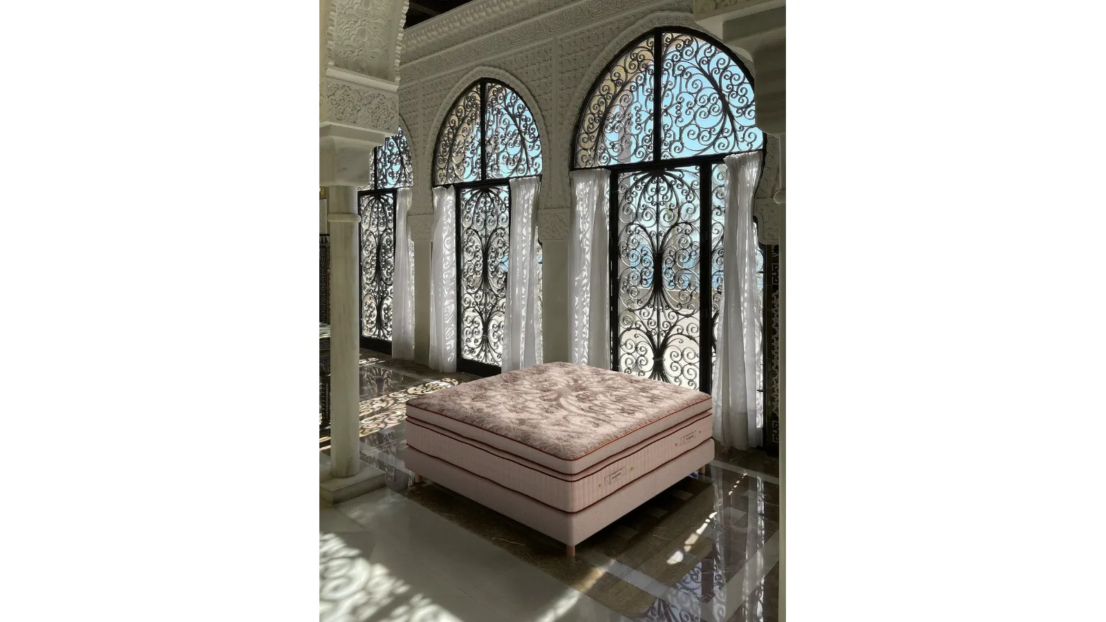 Letto sommier Flora di Midsummer Milano