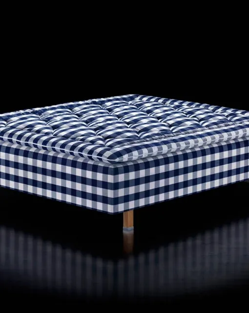 Letto sommier in tessuto Superia di Hastens