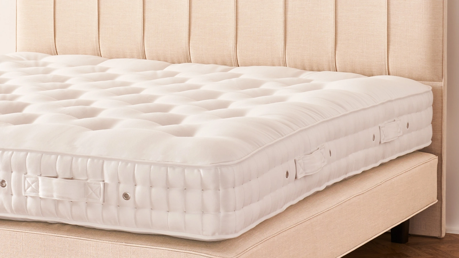 Letto in tessuto Hera di Vispring