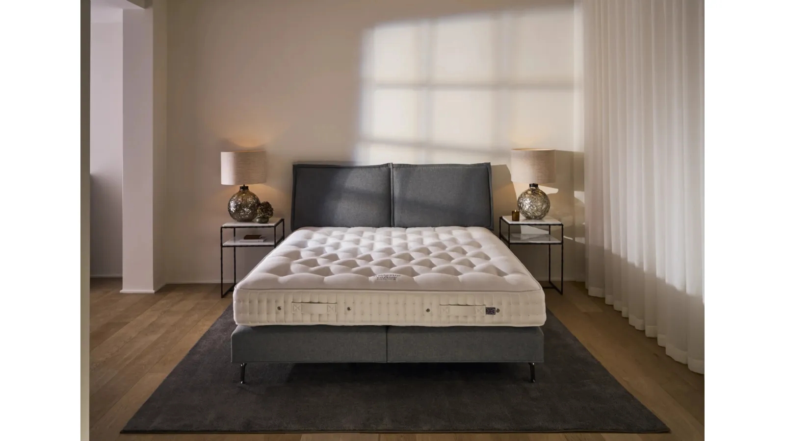 Letto in tessuto Katherine di Vispring