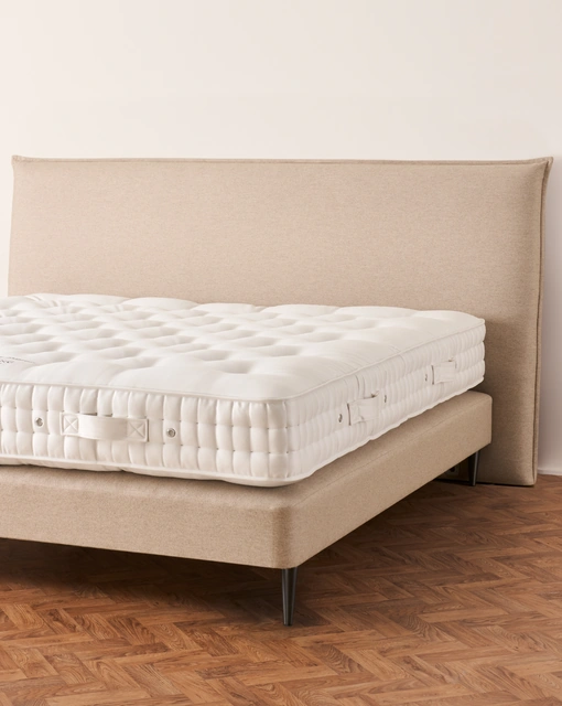 Letto imbottito Langley di Vispring