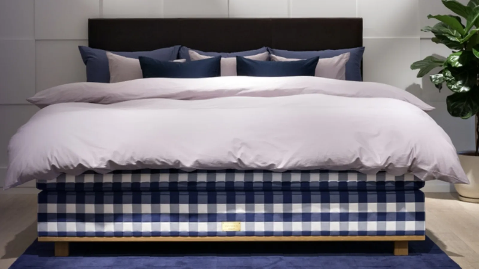 Letto con testiera Marquis di Hastens