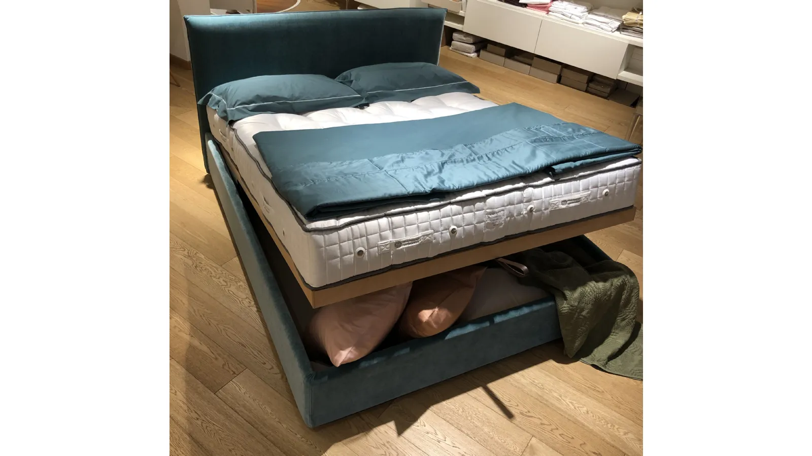 Letto Leonardo con testiera Paraggi