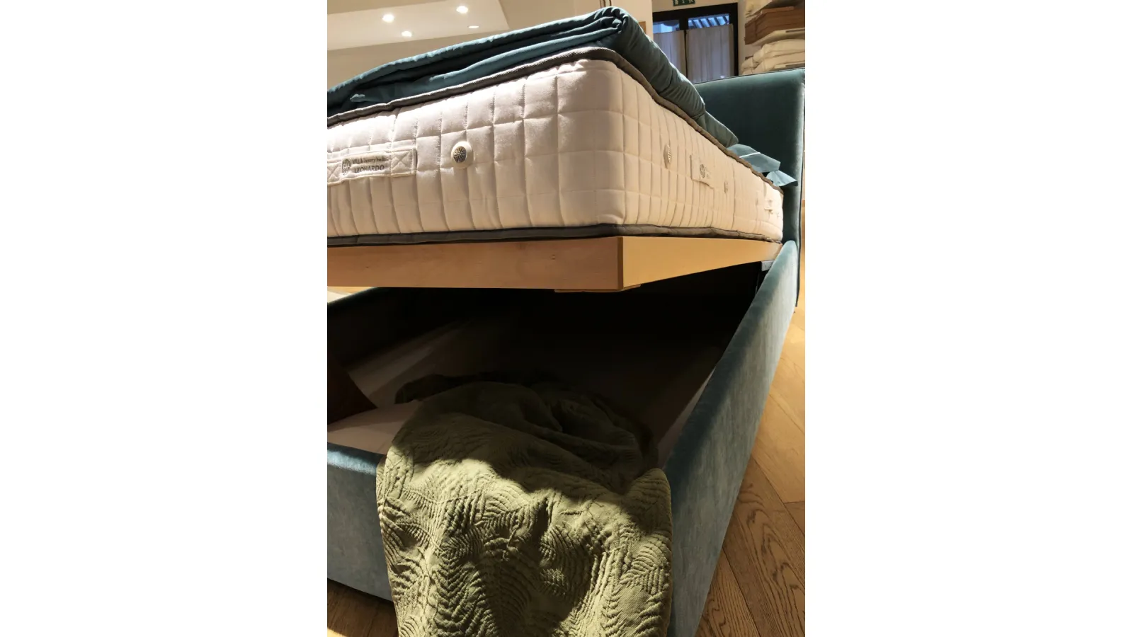 Letto Leonardo con testiera Paraggi