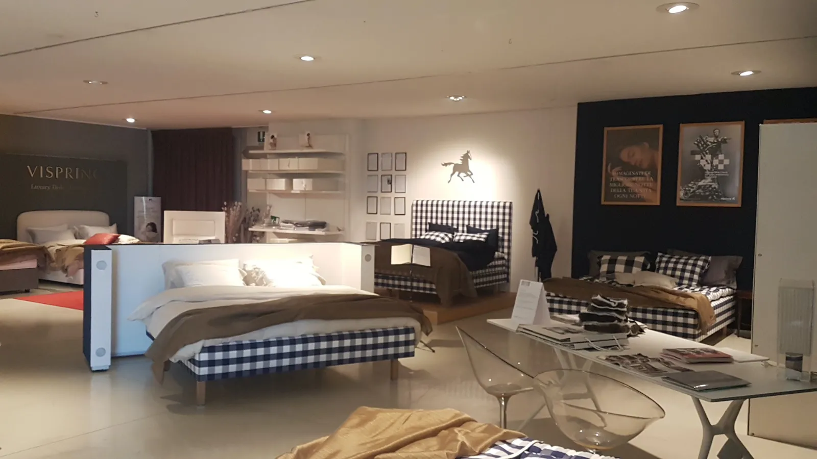  La vera qualità di un letto moderno lussuoso
