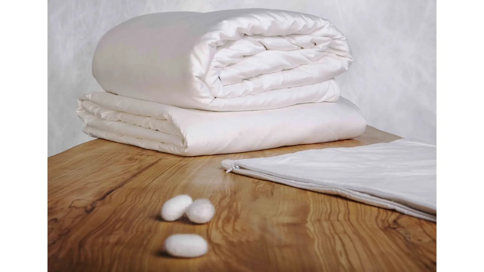 Villa light silk duvet filler